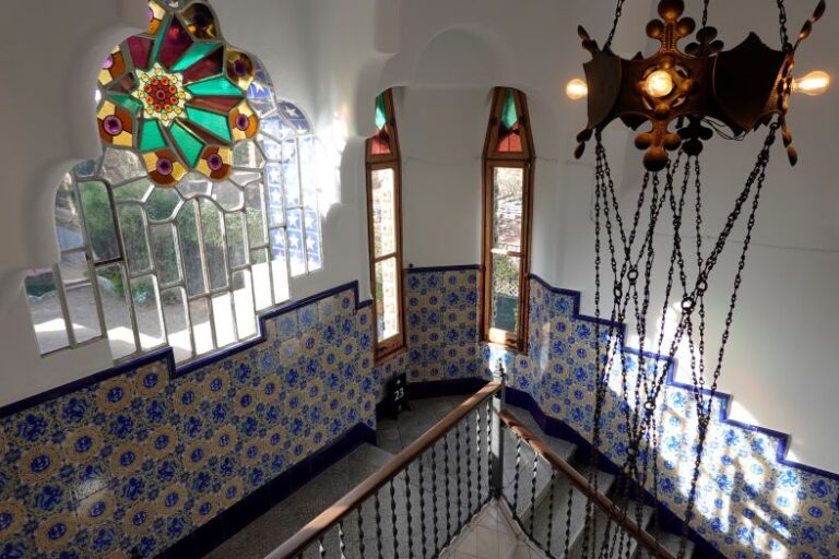 la escalera de la Torre Bellesguard